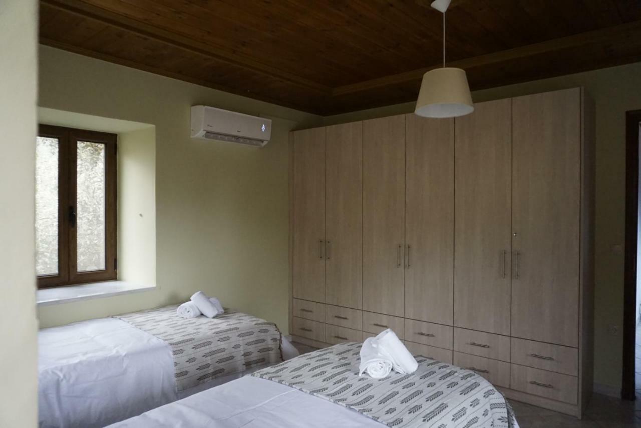 Willa Haus Kleopatra Leonídion Zewnętrze zdjęcie