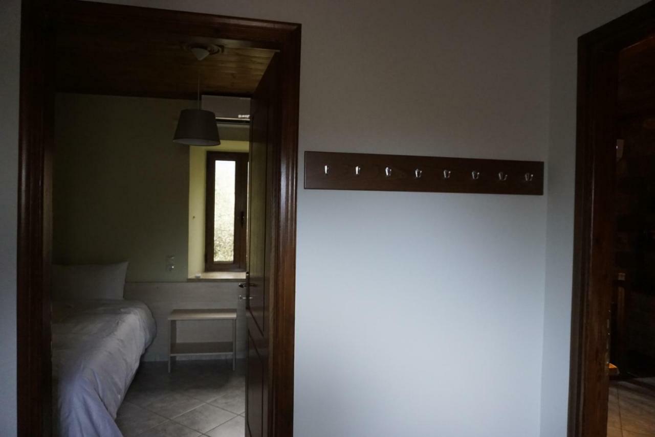 Willa Haus Kleopatra Leonídion Zewnętrze zdjęcie