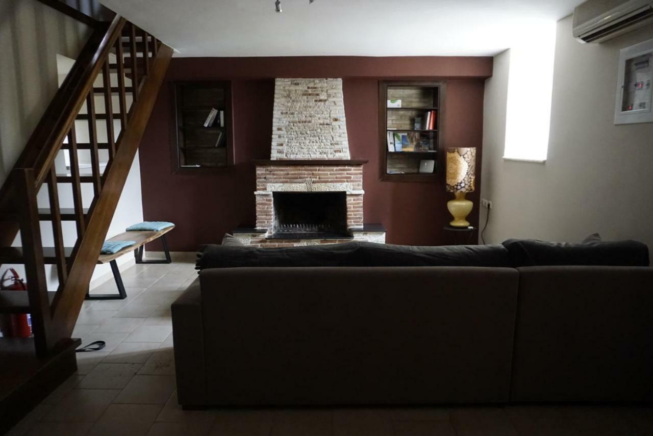 Willa Haus Kleopatra Leonídion Zewnętrze zdjęcie